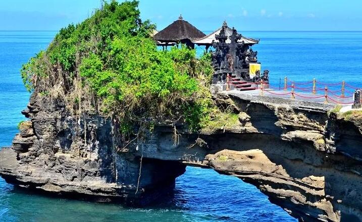 巴厘岛是属于哪个国家的：印度尼西亚
